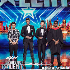 Kumpulan vokal wanita ini terdiri daripada empat gadis cantik yang berjaya membuatkan pengadil rancangan realiti berkenaan kagum dengan skil nyanyian. Yaashwin Sarawanan Manusia Kalkulator Berjaya Muncul Naib Juara Asia S Got Talent