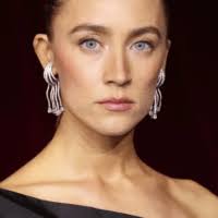 25 Red Lips of Christmas