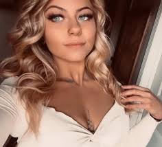 So this is my daughter and son with 7 years apart… Is it possible to remove  the white car in the new picture and afterwards maybe merge them together  to see the