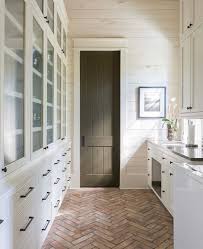 Amber Lewis On Instagram So So Dreamy This Image From Urbangraceinteriors Makes Me Giddy Because I Chose Alll In 2020 Brick Flooring Best Flooring Classic Floors