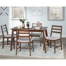 These guidelines enable you to find appropriate dining room furniture sets that can seat all the members of your family. 10 Best Dining Sets Under 500 In 2020 Hgtv