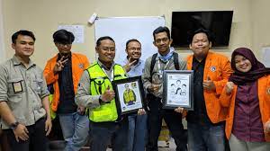 Pama merupakan anak perusahaan dari pt united tractors tbk sebuah perusahaan distributor kendaraan alat berat komatsu di indonesia. Pelaksanaan Praktek Industri Mahasiswa Ptik Unm Di Pt Pamapersada Nusantara Kpc Sangatta Kalimantan Timur