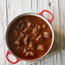 Klassisches Gulasch Gulasch Rezepte Rezepte Gulasch Rezept Einfach