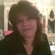 Heather Sidwell's Instagram, Twitter & Facebook