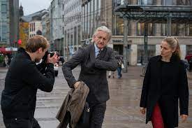 The voice of quartett is neutral and the article das. Das Quartett Die Tote Vom Balkon Film 2021 Moviepilot De