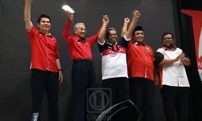 Mahathir sebagai calon perdana menteri jika ph berjaya menawan putrajaya dapat meyakinkan rakyat untuk membuat keputusan penting politik negara Pru14 Ppbm Perak Tanding 8 Kerusi Parlimen 15 Dun Mynewshub