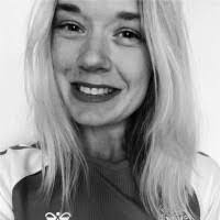 Julie Henriksen's Instagram, Twitter & Facebook