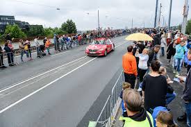 Le tour de france 2017 s'élance pour la première fois de düsseldorf en allemagne. Around 500 000 Cycling Fans Celebrated The Start Of The Tour De France In Dusseldorf Landeshauptstadt Dusseldorf