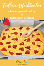 Saftiger kuchen mit frischen früchten. Erdbeer Blechkuchen Einfach Und Schnell Gemacht Familienblog Die Angelones