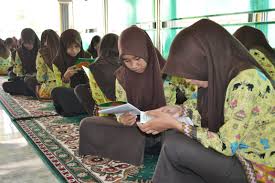 Check spelling or type a new query. Program Sehari Khatam Al Qur An Minggu 8