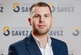 Mašković: Popović koristi službeno vozilo za lične potrebe mimo radnog  vremena