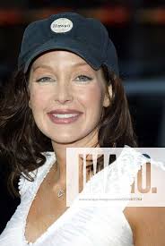 Holly Fields Actress Identity, World Premiere Grauman S Chinese Theatre,  Los Angeles, USA 23 April