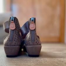 Gentle clearance souls lucille