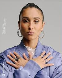 FLORA WADE (@makeupbyflora) • Instagram photos and videos