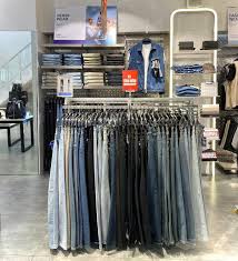 Top 5 shop quần áo nam tại quận 10 được yêu thích nhất