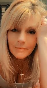 Kimberly Mullis's Instagram, Twitter & Facebook