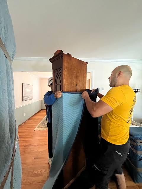 Additional moving image for loading and transportation preparation