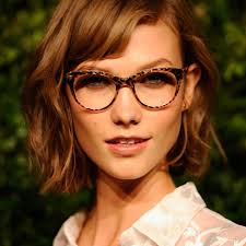 The best hairstyles for round faces: 22 Inspiring Short Haircuts For Every Face Shape
