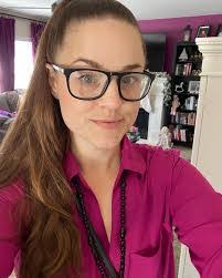 Cassie Lilly's Instagram, Twitter & Facebook