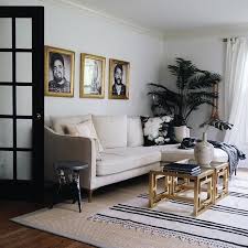 Black And White Mid Century Modern Rug Mid Century Modern Inspired Living Room With Black And White Striped Rug I Love The Brass Legs On The Couch Hipster Home Decor Home Decor Decor