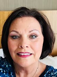 Silver hair dye alternatives for healthy hair