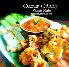 Biarkan sehingga naik minyak dan siap. Cucur Udang Cicah Kuah Sate