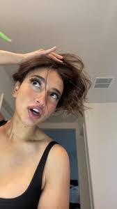 Tamara Warwick's Instagram, Twitter & Facebook