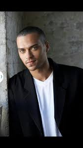Black American Actor With Green Eyes The 8 Hottest Actors You Ve Never Heard Of Jesse Williams Jessie Williams Greys Anatomy