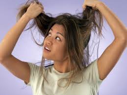 Coconut oil has many benefits for hair but one of the most valued is that it acts as a spectacular natural conditioner deeply hydrating the fibres and leaving hair with a silky feel.this is a great home remedy for detangling hair in a few moments without damaging it, and we suggest applying a few drops of coconut oil to the ends of damp hair and then undoing the knots with the. Home Remedies To Detangle Hair Healthy Living