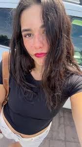 Ella Curry (@ecurry2004)