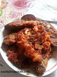 Bagi yang pertama kali nak belajar goreng ikan tu, korang kena la bubuh garam dan kunyit dekat ikan talapia tu. Resepi Ikan Talapia Masak Sambal Mudah Dan Sedap Sayidahnapisahdotcom