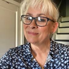 Jeannie Woodard's Instagram, Twitter & Facebook