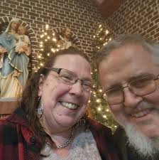 GIVEAWAY CLOSED // The Omaha Holiday Boutique returns to the CHI Health  Center Omaha November 14-16! 🎄✨ Get ready for three festive days of  shopping, featuring 200+ vendors, handmade gifts, seasonal décor,