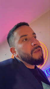 Santa Tate's Instagram, Twitter & Facebook