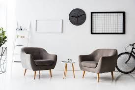 Make your living room more enjoyable for your family with the lovely and comfy arm chair. How Many Accent Chairs Should You Have In A Living Room Home Decor Bliss