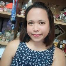 PANOORIN: Isang LPG Tanker ang nasusunog sa northbound lane ng Candaba  viaduct. Ayon sa NLEX traffic update, isinara ang magkabilang bahagi ng  kalsada 200 metro mula sa nasusunog na sasakyan. Kuha ang