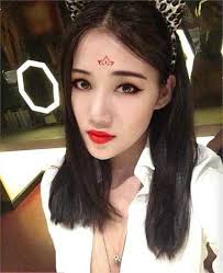 Hot girl Việt hóa thân Võ Tắc Thiên xinh đẹp