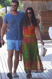 26 şubat 2017, pazar 11:19 son güncelleme: Kivanc Tatlitug Ve Esi Basak Dizer In Bodrum Tatili Devam Ediyor En Magazin