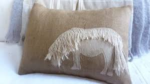 Oreiller Naturel Poney Shetland Marron Avec Appliques De Fait A La Main Yastiklar Desenler Ve Dikis