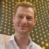 700+ "Stueber" profiles