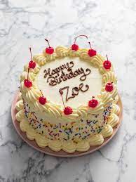 Zoes First Birthday Cake - www.thescranline.com
