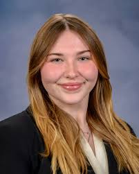 Meet Lauren Peckham, a triple major in criminology and criminal justice,  political science, and psychology from East Haddam, Connecticut, and this  year's student commencement speaker for the URI College of Health Sciences.