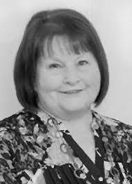 Rebecca Irons's Instagram, Twitter & Facebook