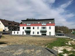 Einem immobilienmakler in altenkirchen bist, der dich bei der suche nach deiner wunschimmobilie unterstützt oder der deine wohnung oder. 3 Zimmer Wohnung Zu Vermieten Raiffeisenstrasse 10 57610 Altenkirchen Westerwald Kreis Altenkirchen Westerwald Mapio Net