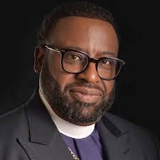 Mark Gilkey's Instagram, Twitter & Facebook