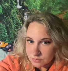 What books are similar to Shantaram?