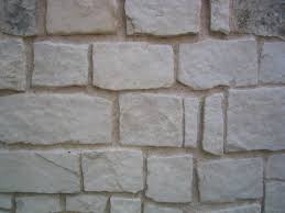 Pareti In Pietra Per Interni Pavimenti In Pietra Rivestimenti E Arredo In Pietra Di Trani