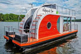 Hausboot Auf Der Dahme Wildau Dbs051005 House Boat Floating House Houseboat Living