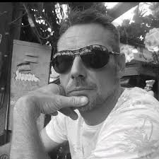 Darrell Downing's Instagram, Twitter & Facebook