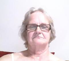 Just wanting to let everyone know: too have given this lady we all should  look out for each the other day, my friend and noticed her into car (that  was away from